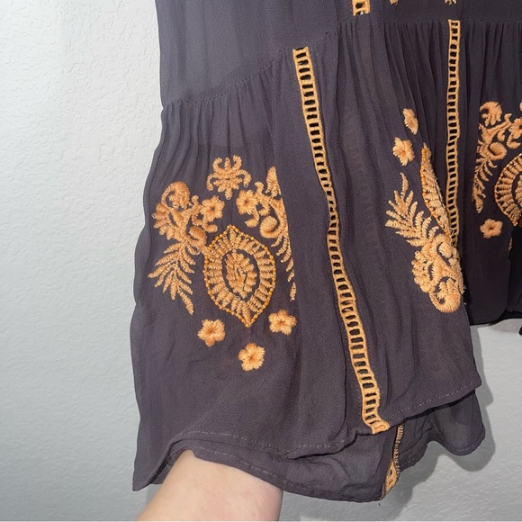 Anthropologie Vanessa Virginia Antala Peplum Top grey orange embroidered size M - Picture 13 of 15